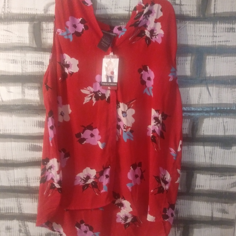 Chelsea & Theodore Tunic